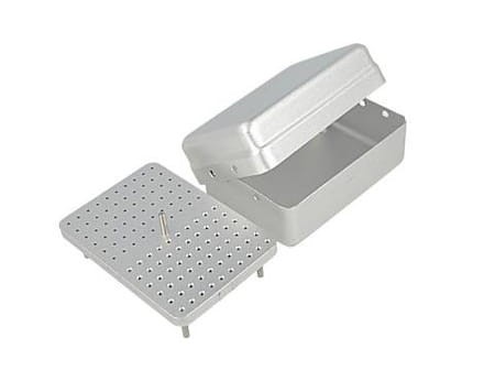 pol_pm_Pojemnik-endobox-na-120-instrumentow-srebrny-z-linijka-1646_1.jpg
