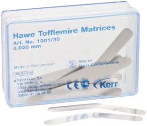 Hawe paski profilowane metal.Tofflemire 1001/30 uniwersalne 0,05mm 30szt/opak. płaskie proste, bez brzuszka 